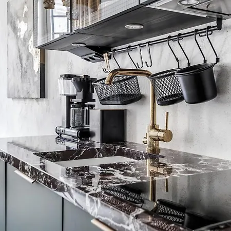 Lägenhet Wehost Marble And Brands In The Heart Of @vuorikatu 8